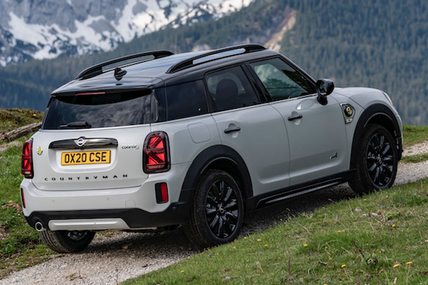 Mini Countryman PHEV exterior rear parked